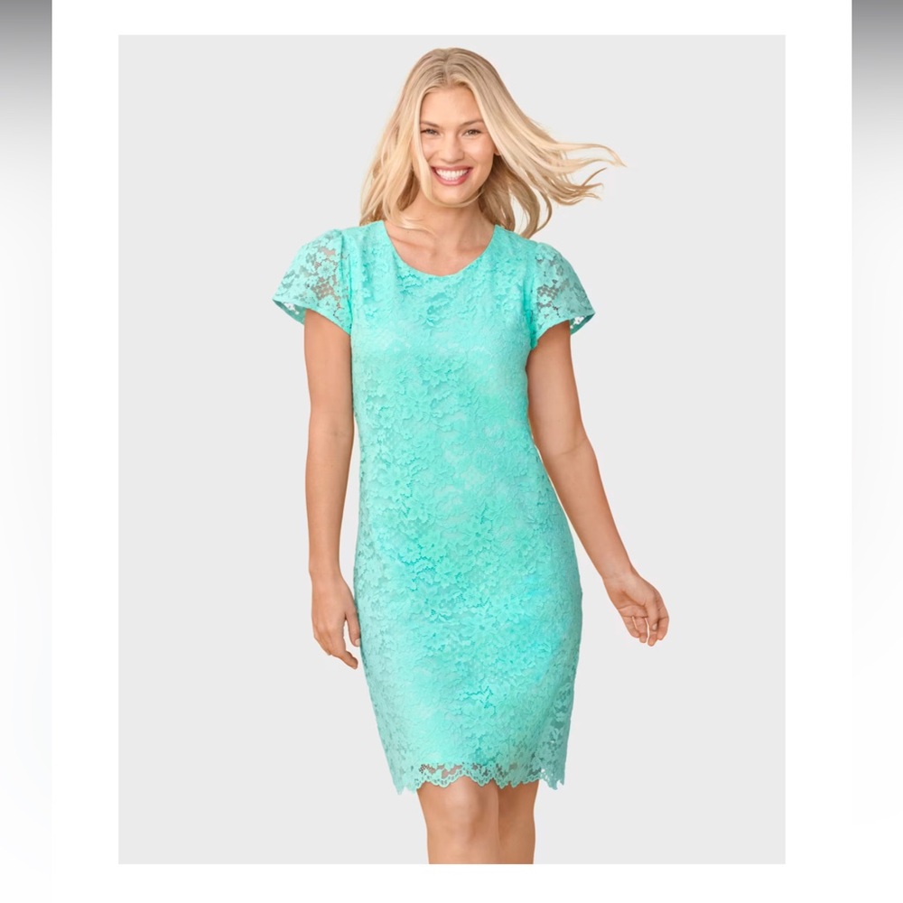 Lace Shift Dress - Mellow Aqua Size Medium - great pre owned condition!